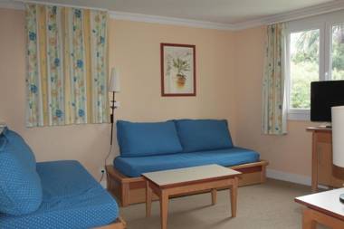 SOWELL Family Port Grimaud