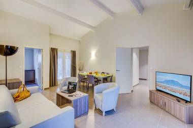 Résidence La Tour Carrée - Grasse Sud