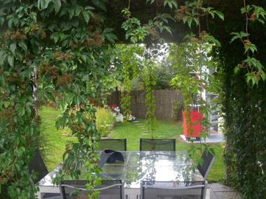 Quaint Holiday Home in Saint-Quirin Lotharingen with Terrace