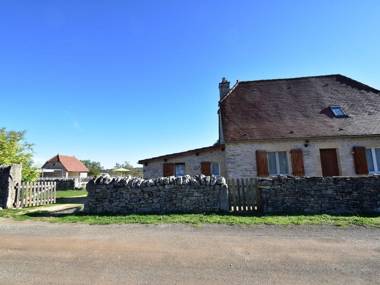 Authentic holiday home with private swimming pool and stunning view in France