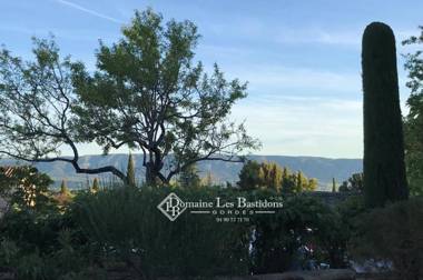 Domaine Les Bastidons