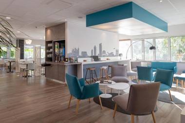 Kyriad Hotel Lyon Givors