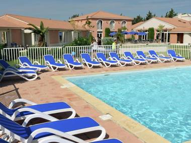 Cozy holiday home with terrace surrounded by vineyards