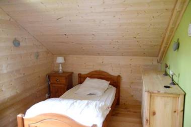Chalet de 3 chambres avec jacuzzi jardin amenage et wifi a Xonrupt Longemer a 5 km des pistes