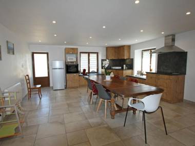 Gîte Champ-le-Duc 5 pièces 10 personnes - FR-1-589-335