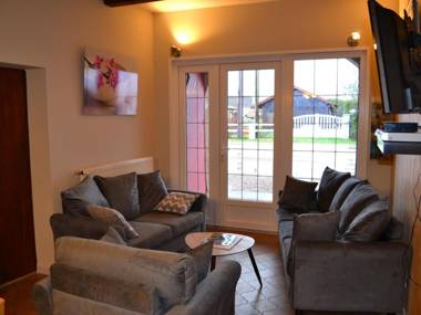 Gîte Granges-Aumontzey-Aumontzey 4 pièces 6 personnes - FR-1-589-23