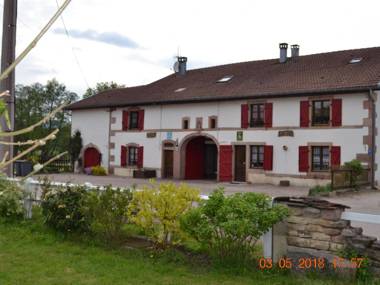 Gîte Granges-Aumontzey-Aumontzey 5 pièces 10 personnes - FR-1-589-231