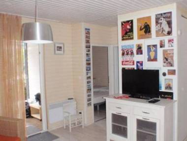 Cozy Holiday Home in Gassin with Terrace