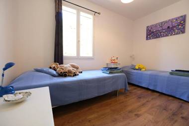 Très agréable Location de Vacances avec Piscine Privée chauffée dans le Luberon située en campagne de Gargas proche de Roussillon 8 personnes LS2-15 LOU CLASSI