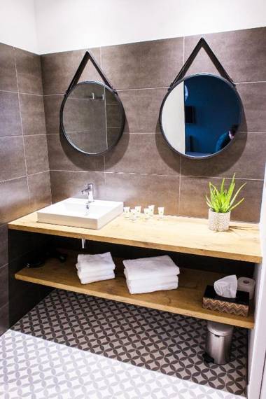 Château de Tauzies The Originals Relais