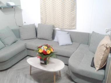 Propriete de 3 chambres avec piscine partagee et jardin amenage a Frejus a 5 km de la plage