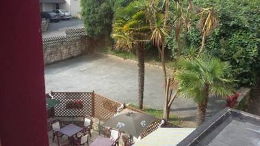 Maison Hôtel Aux Cerisiers