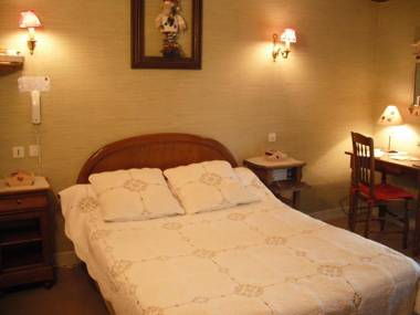 Logis Le Clos du Montvinage Rest. Auberge Val De l'Oise