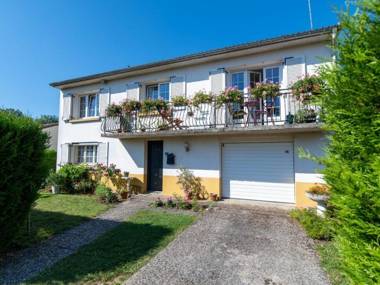Villa Étain 4 pièces 6 personnes - FR-1-585-57