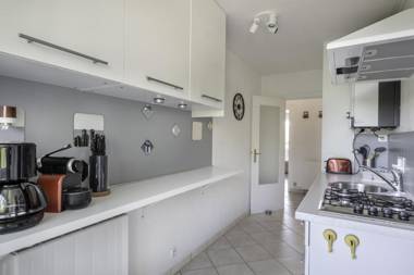 Séjour à 4 ou 6 avec vue sur la marina