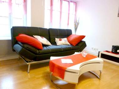 Appartement d'une chambre a Erquy a 200 m de la plage avec wifi