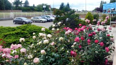 Hotel Restaurant Les Jardins D'Epône