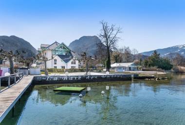 La Baie des Voiles pieds dans l'eau 12 Apts du studio au Duplex by Location lac Annecy LLA Selections