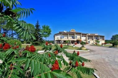 Hotel Restaurant Logis Le Tropicana