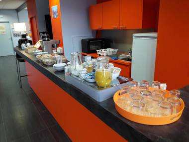 Adonis Dijon Maison Internationale