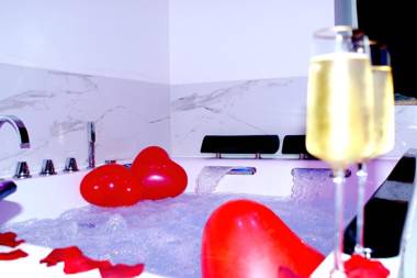 Le Vénus - Appartement SPA Privatif Balnéo Sauna