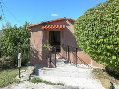 Pretty Holiday Home in Berre-les-Alpes with Garden