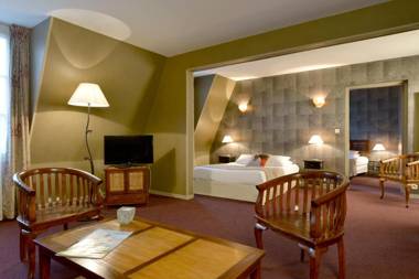 HOTEL Les Beaux Arts