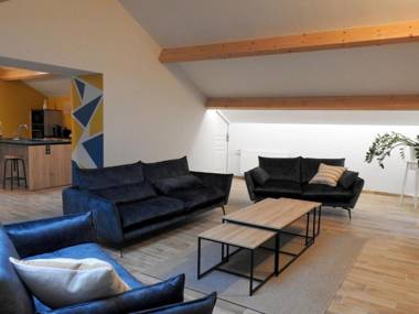 Gîte Colombey-les-Deux-Églises 6 pièces 10 personnes - FR-1-611-45