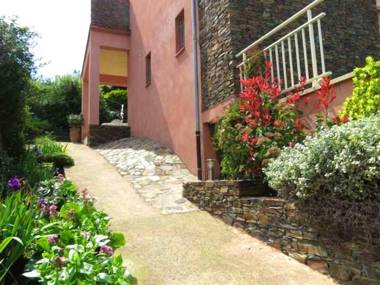 Appartement de 2 chambres a Collioure a 400 m de la plage avec vue sur la mer jardin clos et wifi