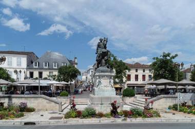 Hôtel Le Valois Cognac Centre