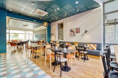 Appart'City Confort Paris Clichy-Mairie