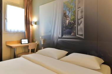 B&B HOTEL Clermont-Ferrand Le Brézet Aéroport