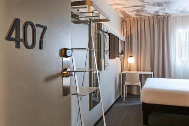 ibis Clamart Paris Velizy