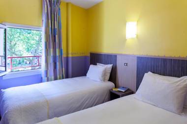 BRIT HOTEL Le Lion d'Or CHINON