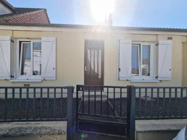 Villa Châteauroux 3 pièces 4 personnes - FR-1-591-59