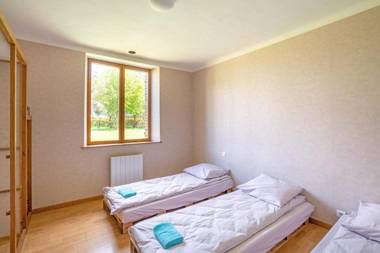 Crazy Villa Ricardière 89 - Indoor heated pool - Basket - 2h Paris - 30p