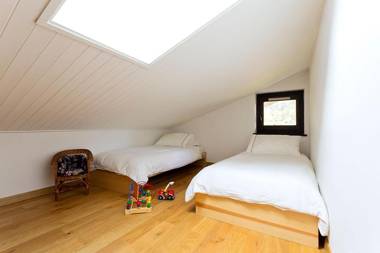 APARTMENT LES DRUS - Alpes Travel - Chamonix - Sleeps 8