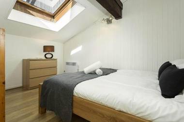 Apartment Forclaz 4B - Alpes Travel - Central Chamonix - Sleeps 4