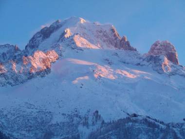 Apartment Facing Mont Blanc