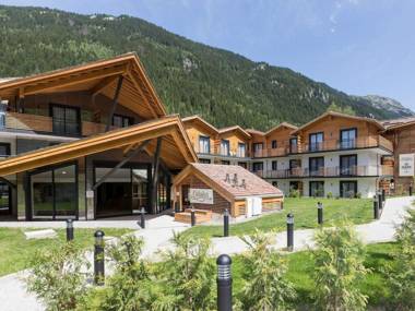 Comfortably furnished apartment in an attractive town