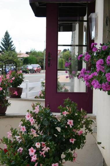 "Contact Hôtel" Le Saint Rémy - Chalon Sud