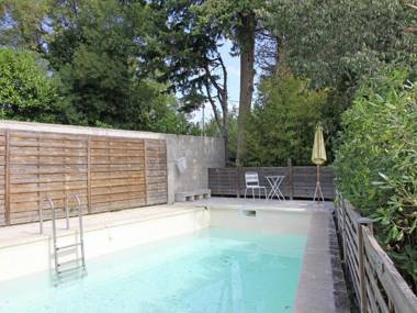 Luxurious Holiday Home in Cavaillon with Private Pool