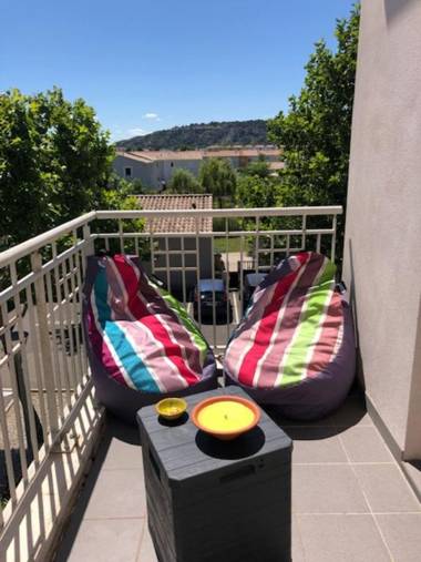 Cosy studio BALCON TENNIS SWIMINNG POOL