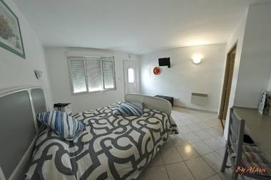 Hôtel Résidence Larroque