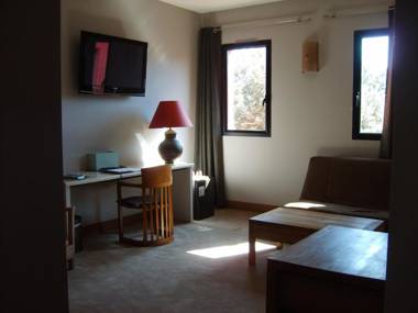 Hôtel Disini Montpellier Est The Originals Relais (Relais du Silence)