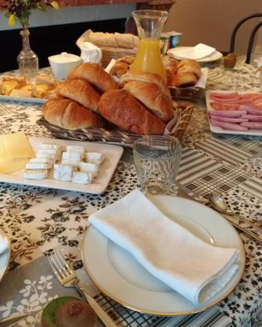 L'Entrée Chambres d'Hôtes Bar & Restaurant