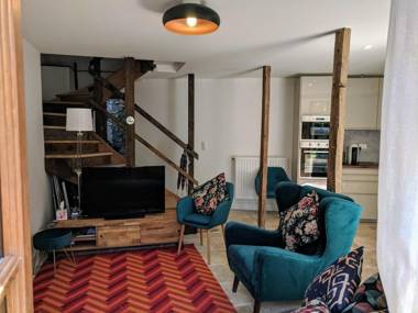 Gite Rue des Fleurs Puycelsi