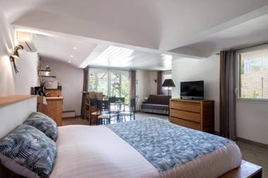 La Demeure Insoupçonnée