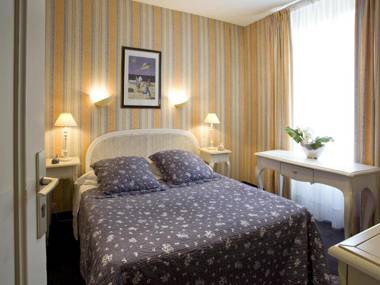 Hôtel l'Olivier - Piscine & Parking