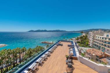 Radisson Blu 1835 Hotel Cannes